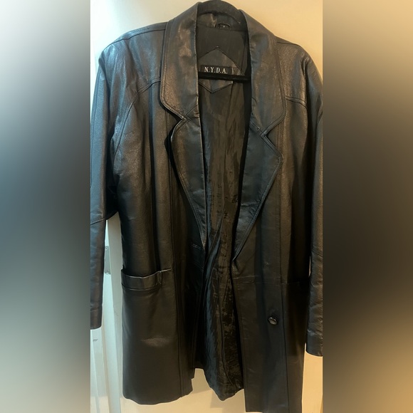 Vintage leather trench - Picture 1 of 3